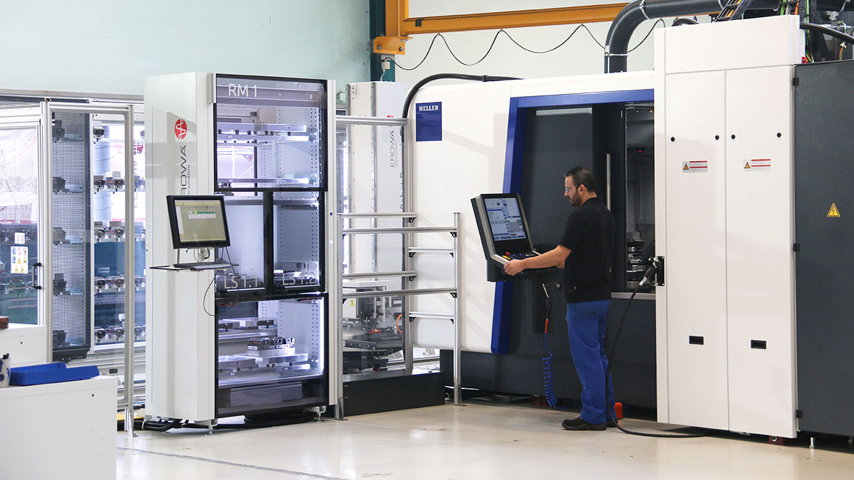 5-axis machining centers HF: Automation