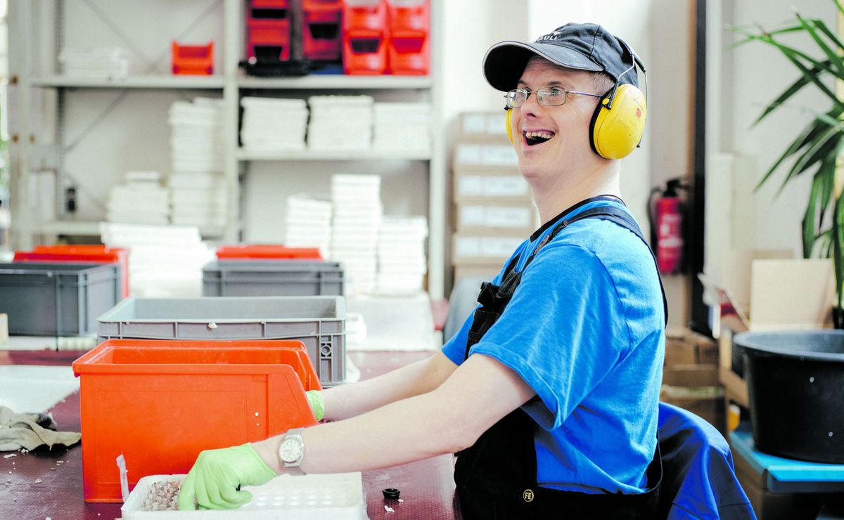 Social responsibility at HELLER